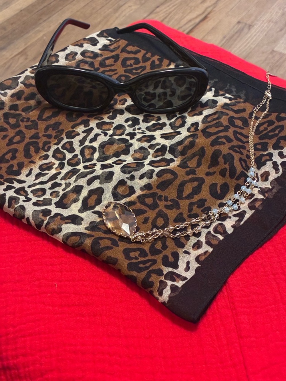 Breakfast at Tiffany’s Bundle: Vintage Leopard Scarf, Gold Necklace, Blk Shades - Picture 13 of 13